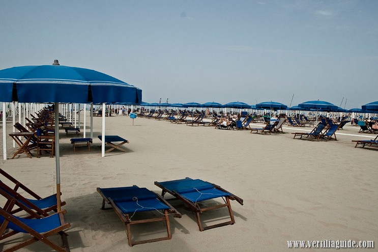 Ombrelloni e Tende in Affitto Spiagge Versilia